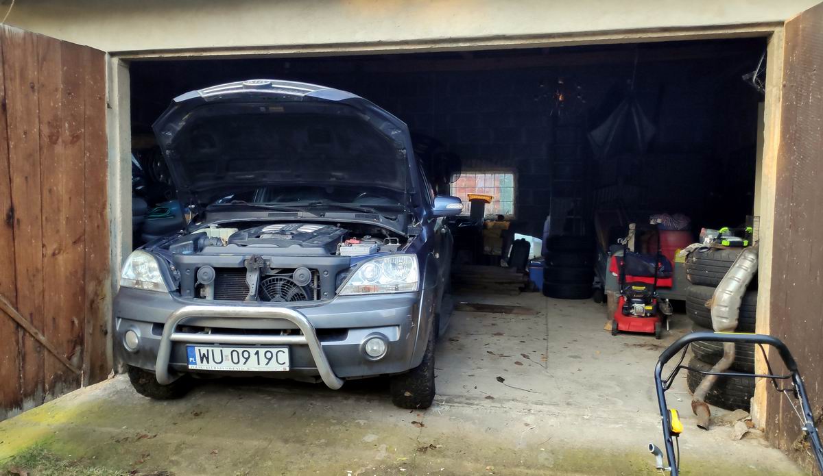 garage.jpg