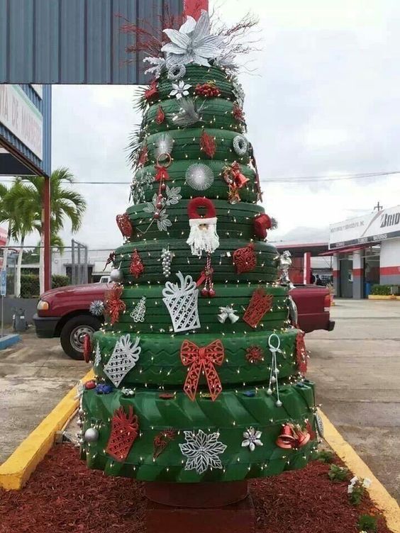 christmas tree.jpg